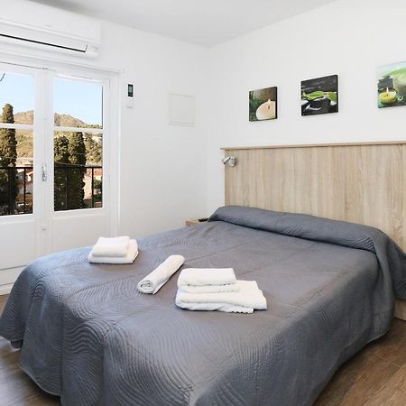 Hotel Arago แซร์แบ ภายนอก รูปภาพ